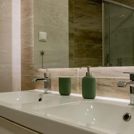 Apartamento Modern 3 Bdr With Balcony By Lovelystay Ramada