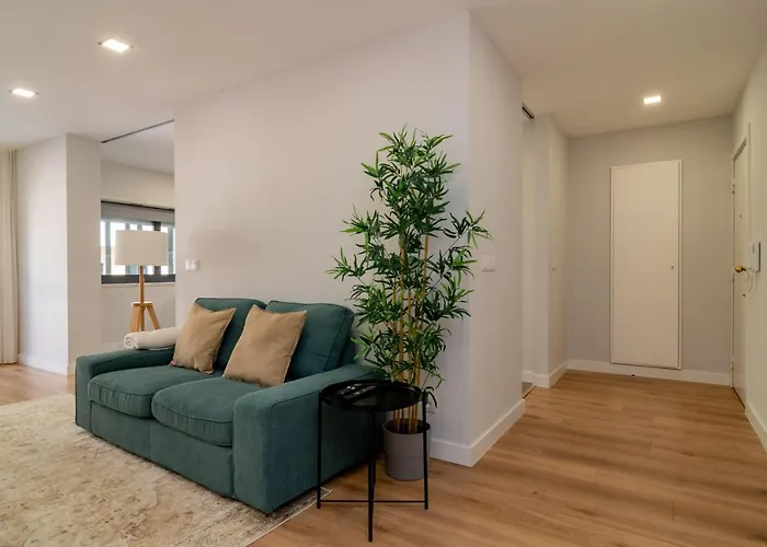 דירה Modern 3 Bdr By Lovelystay Ramada