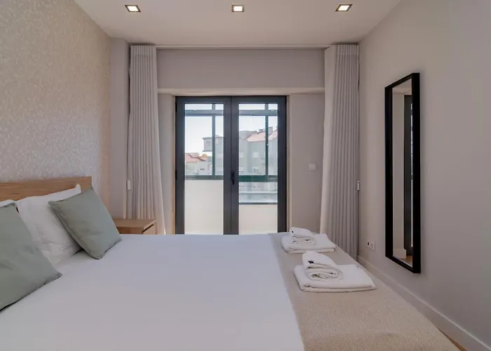 דירה Modern 3 Bdr By Lovelystay *